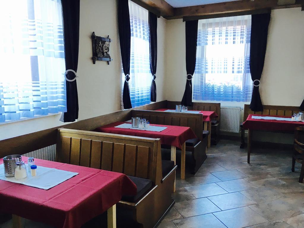 Arb Pension Gmbh Herchsheim Екстер'єр фото