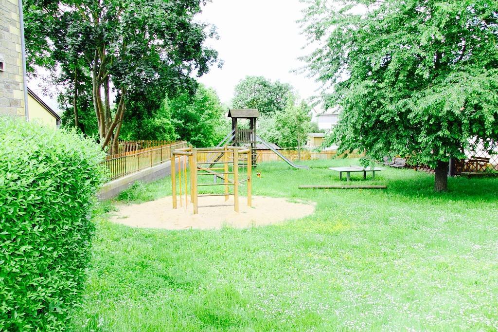 Arb Pension Gmbh Herchsheim Екстер'єр фото